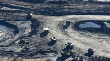 oilsands_42241gm-a.jpg